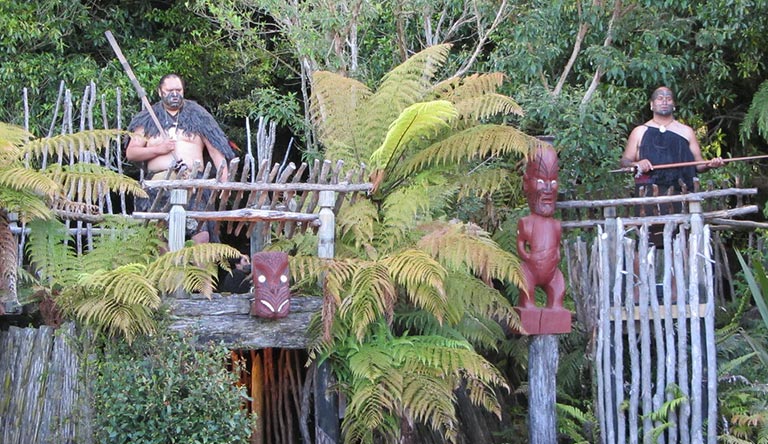 tamari-maori-rotorua-new-zealand